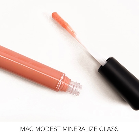 🌸Mac Cosmetics Makeup 🌸 Mac Mineralized Lip Glass Color: Pink🌸 - Picture 2 of 3